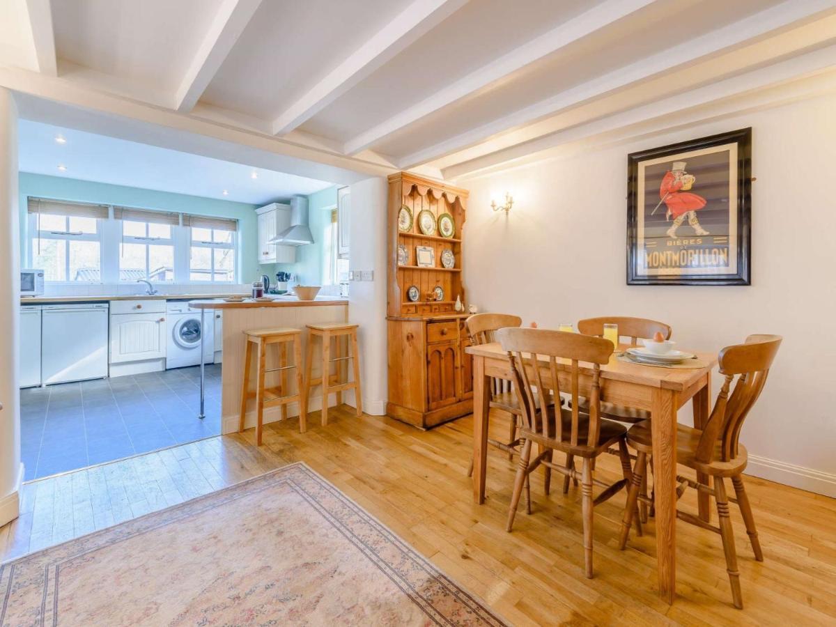 1 Bed In Combs Pk682 Villa Taxal Buitenkant foto