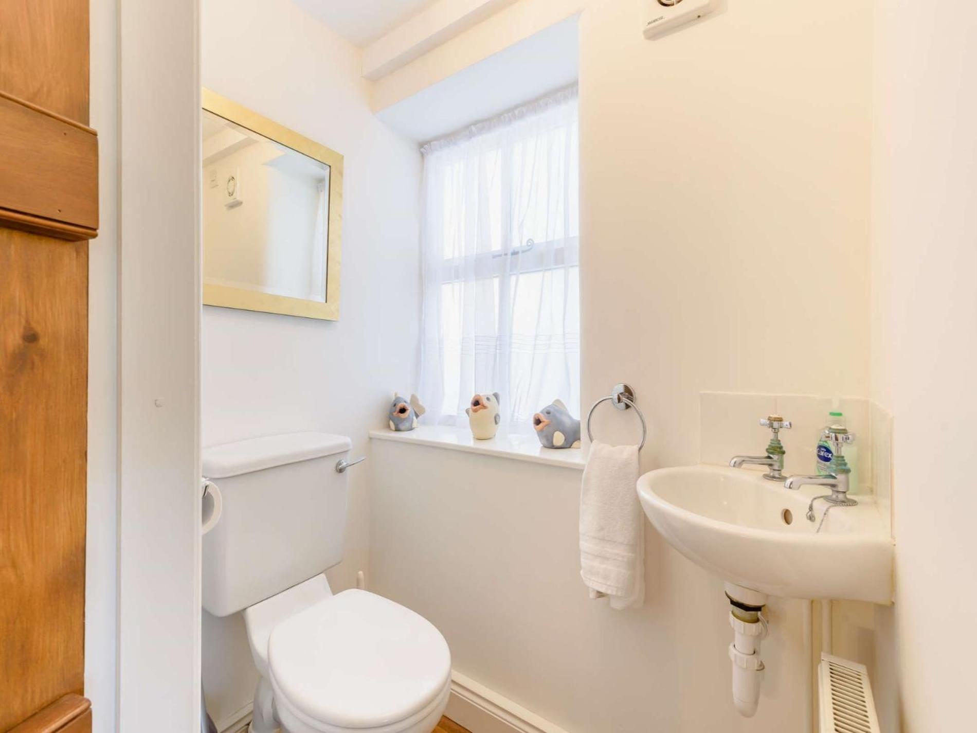 1 Bed In Combs Pk682 Villa Taxal Buitenkant foto