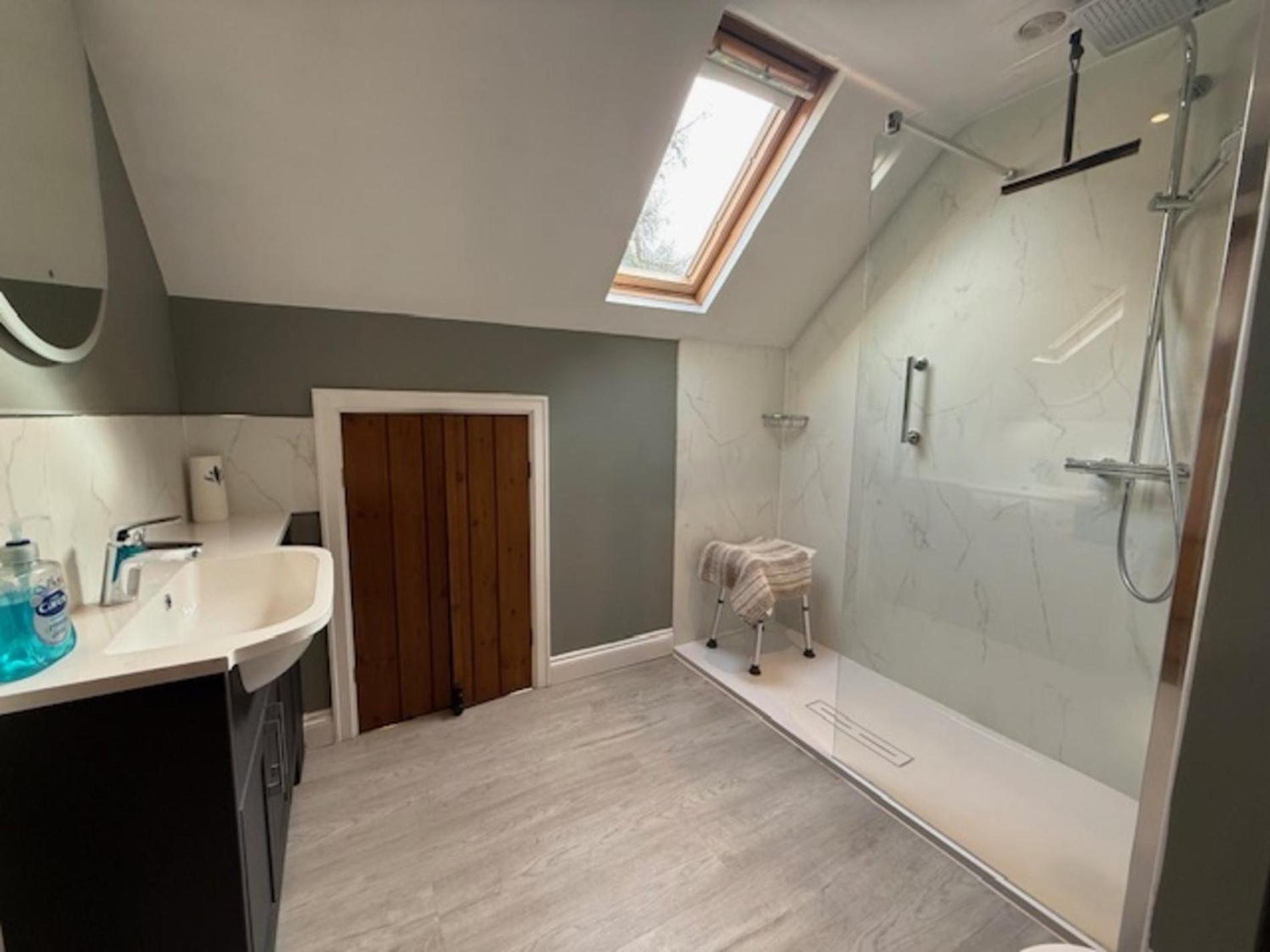 1 Bed In Combs Pk682 Villa Taxal Buitenkant foto